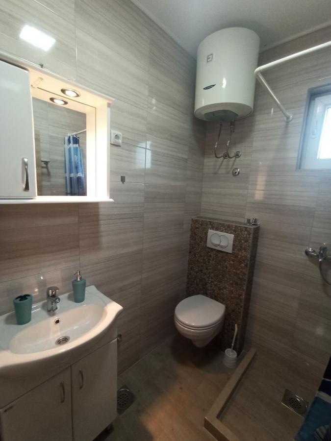Lastva Holliday Rooms بودفا المظهر الخارجي الصورة
